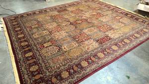 lot 216 image: Large Karastan Wool Woven Rug 104x120