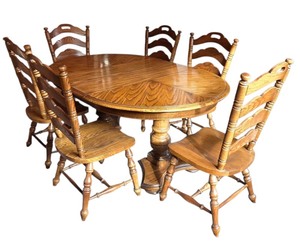 lot 3K image: DR - Virginia House Oak Dining Table with 2 Leaves and 6 Chairs