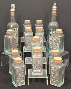 lot 81K image: P - Decorative Oil and Vinegar Bottles with 14 Spice Jars