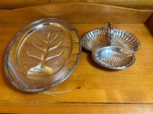 lot 18 image: Rogers & Co 2310 Silver-Plated Meat Tray with Baroque Collection by Wallace #20 Silver-Plated Three-Part Shell Serving Dish