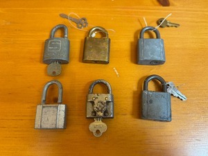 lot 39 image: Collection of Six Vintage Padlocks - Five with Keys