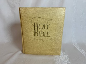 lot 71 image: Vintage 1966 King James Family Bible