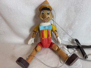 lot 90 image: Vintage Hand-Painted Wooden Pinocchio Marionette Puppet 1950s