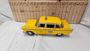 lot 174 image: 118 New York City Taxi Cab