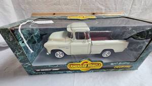 lot 292 image: 118 1957 Chevy Cameo Pickup