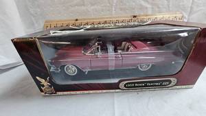 lot 297 image: 118 1959 Buick Electra 225 Convertible