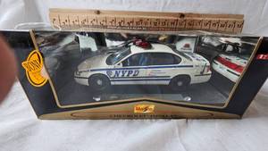 lot 315 image: 118 Chevy Impala New York Police Car