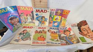 lot 356 image: 10 MAD Magazines