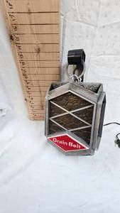 lot 375 image: Grain Belt Lighted Beer Sign-works