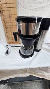 lot 390 image: Bunn Coffee Pot, works