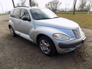 lot 3 image: 2001 Chrysler PT Cruiser Limited Edition (Alexandria Technical College Vehicle)