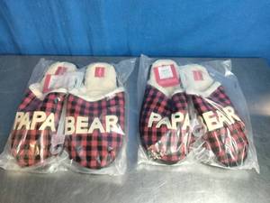 lot 3 image: 2 Pair of Papa Bear Slippers. - Size 910