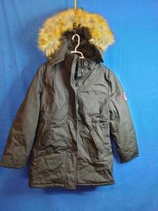 lot 10 image: Spire Heavyweight Winter Coat Jacket Detachable Hood Black Full Zip Women