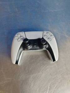 lot 24 image: Sony PlayStation 5 DualSense wireless Controller
