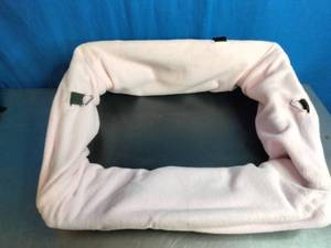 lot 55 image: Pet booster car seatcarrier for small animals