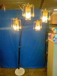 lot 61 image: Black 4-Head Crystal Inspired Arch Floor Lamp