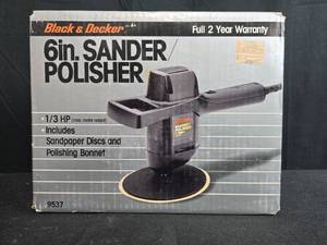lot 8 image: Black & Decker 6in. Sander Polisher Model 9537 in Box