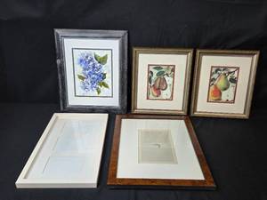 lot 41 image: Collection of 5 Framed Botanical and Nature Prints - Inc Pottery Barn & Retrospect