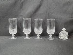 lot 43 image: Set of 4 Crystal Stemmed Glasses with Matching Lidded Candy Dish