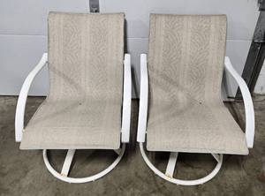 lot 60 image: Pair of Swivel Patio Chairs with White Metal Frames