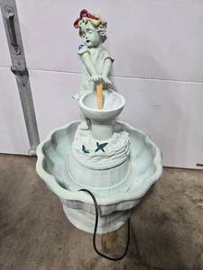 lot 64 image: Child Garden Fountain with Pump and Decorative Accents - untested