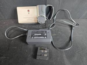 lot 79 image: Sharp Viewcam VL-E660U Camcorder with Charger and Duracell Battery