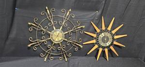 lot 152 image: Set of 2 Vintage Wall Clocks - Brass Tone and Sunburst Designs