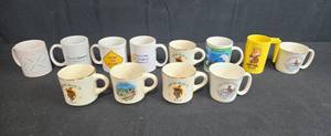 lot 156 image: Collection of Assorted Vintage and Souvenir Mugs