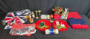 lot 181 image: Vintage Holiday and Seasonal Decor Collection with Textiles and Lights