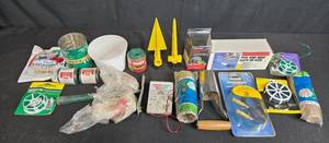 lot 197 image: Assorted Garden and Utility Tools Lot with Pail & Bird Bath De-Icer - content quantities unverified