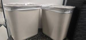 lot 133 image: A quantity of 2 Trash Can from a Shutdown Hotel