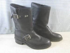 lot 15 image: (CS) Pair of Harley Davidson Boots ...