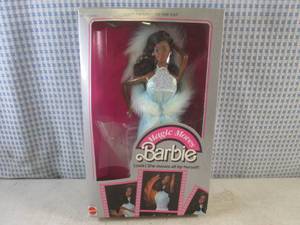 lot 105 image: (BSB) Vintage 1985 Magic Moves Barb...