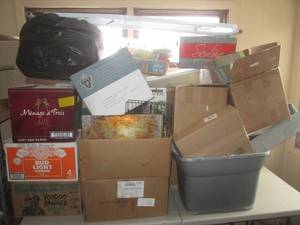 lot 100 image: (RMT) Assortment of Unclaimed Unsol...