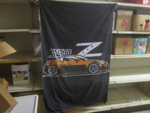 lot 67 image: (EC1) 3 ft x 5 ft 350 Z Banner...