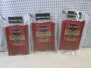 lot 182 image: (B-2) 3 Sharing Size Jack Links 9-P...