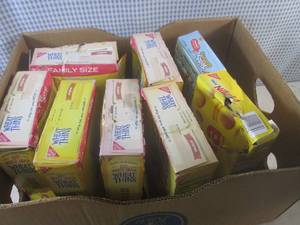 lot 185 image: (EC2) Damaged Boxes of Crackers Etc...