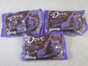 lot 193 image: (B-3) 3 Bags of Dove Hearts Milk Ch...