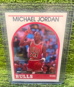 lot 152 image: 1989 NBA Hoops Michael Jordan