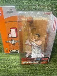 lot 191 image: 2003 McFarlane Yao Ming Series 5 Basketball Figure Houston Rockets NBA