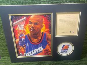 lot 197 image: 1994 Phoenix Suns Charles Barkley Basketball 11x14 Kelly Russell Lithograph Print