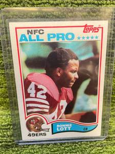 lot 222 image: 1982 Topps Football Ronnie Lott Rookie Card