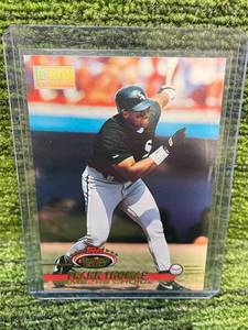 lot 256 image: 1993 Topps Stadium Club Members Choice Frank Thomas