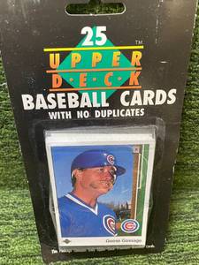 lot 295 image: Upper Deck BASEBALL Factory random pack of 25 Cards with Goose Gossage on front