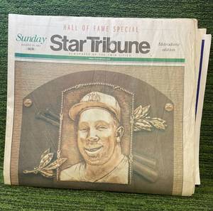 lot 329 image: Star Tribune Hall Of Fame Special of KIRBY PUCKETT from Sunday, August 19th, 2001