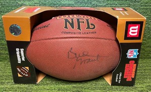 lot 2 image: Minnesota Vikings Legendary Head Coach Bud Grant Autographed NFL Football