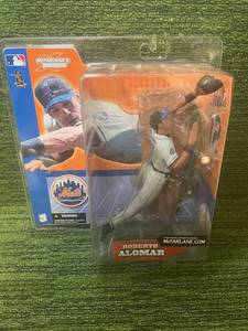 lot 112 image: 2002 McFarlane Figure Roberto Alomar New York Mets- New in the Box