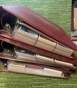 lot 450 image: 3 Large Albums with Assortment of 80s,90s,00s MLB Baseball