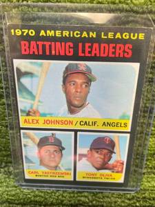lot 472 image: 1971 Topps AL Batting Leaders Alex Johnson, Carl Yastrzemnski, & Tony Oliva HOF
