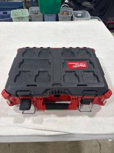 lot 0704 image: Milwaukee PACKOUT Tool Case